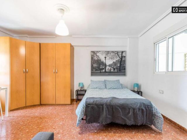9 Dormitorio Shared Living/Roommate Valencia Valencia 91328069