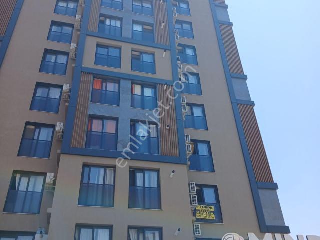 9 Eylül Üniversitesine Yürüme Mesafesi 1+1 Eşyalı Daire