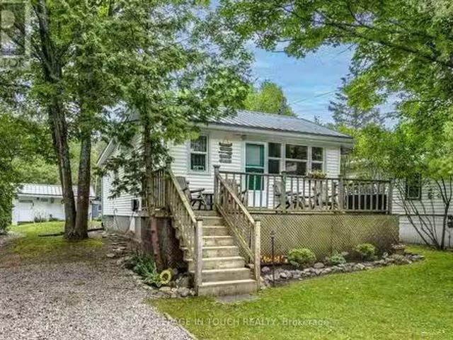 9 Earldom Boulevard, Tay, ON, L0K 1R0 house for sale Listin.