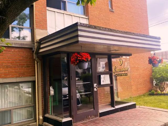 9 Elmsdale Road