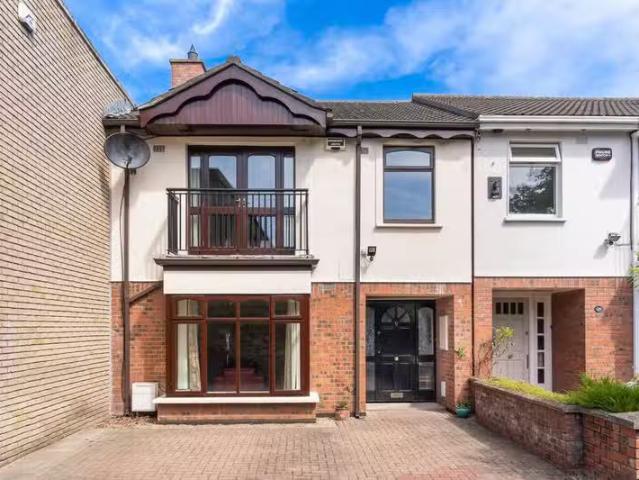 9 Gilford Court, Sandymount, Dublin 4, D04A0T8 is for sale