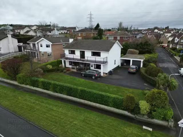 9 Glenaden Hill