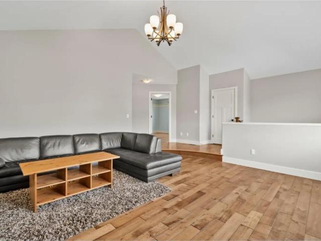 9 GREENFIELD WD