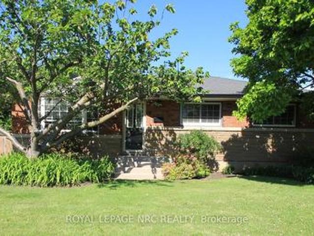 9 Greenhill Drive, Thorold Downtown, ON, L2V 1W4 house for sale | Listing ID X13461 | Royal LePage