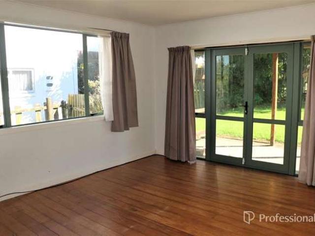 9 Greers Road, Weymouth, Manukau City