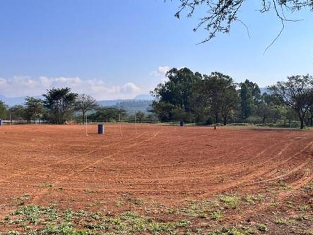 9 ha Land available in Louis Trichardt