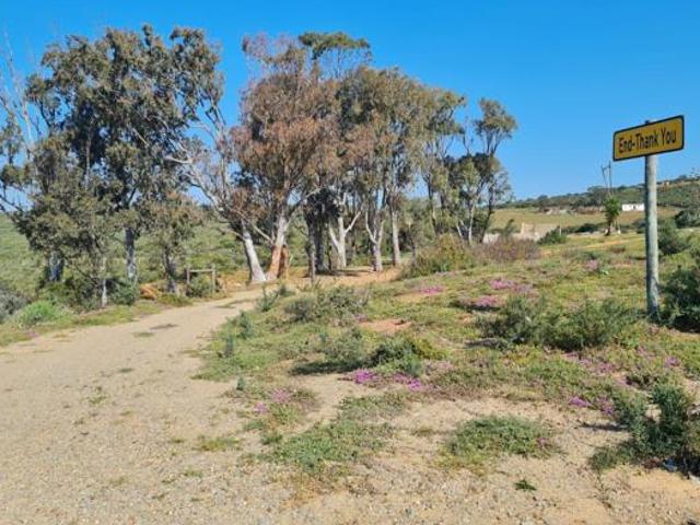9 ha Land available in Uitenhage Central