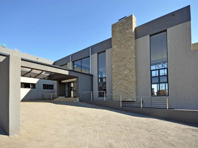 9 ha Smallholding in Vereeniging Central