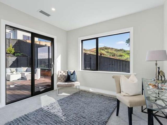 9 Halcyon Bay Lane, Orewa, Rodney