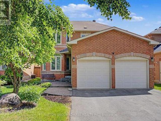 9 Hammerstone Crescent, Vaughan, ON, L4J 8B5 house for sale | Listing ID N13418 | Royal LePage