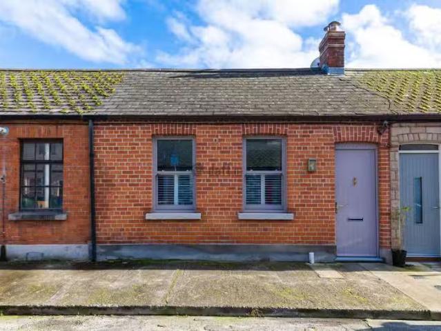9 Howard Street, Ringsend, Dublin 4 is for rent