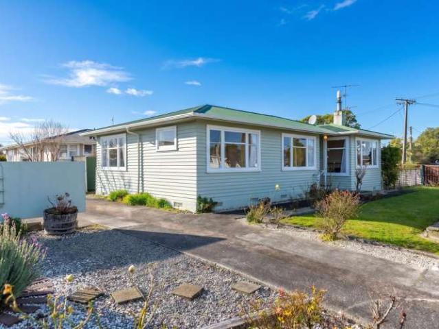 9 Jones Place, Masterton
