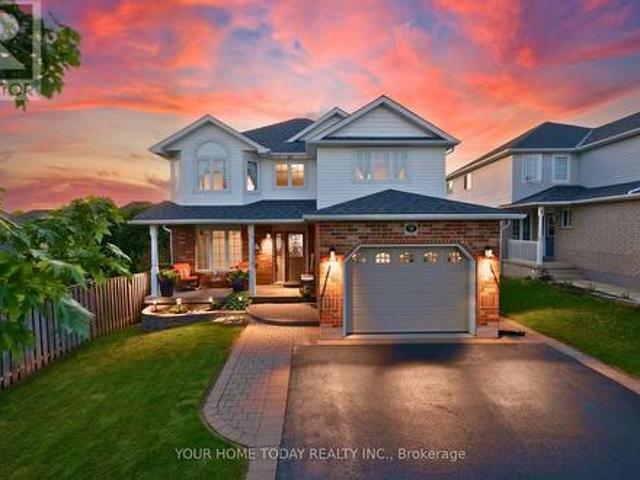 9 Kenney Street, Halton Hills, ON, L7J 3B2 house for sale | Listing ID W13537 | Royal LePage