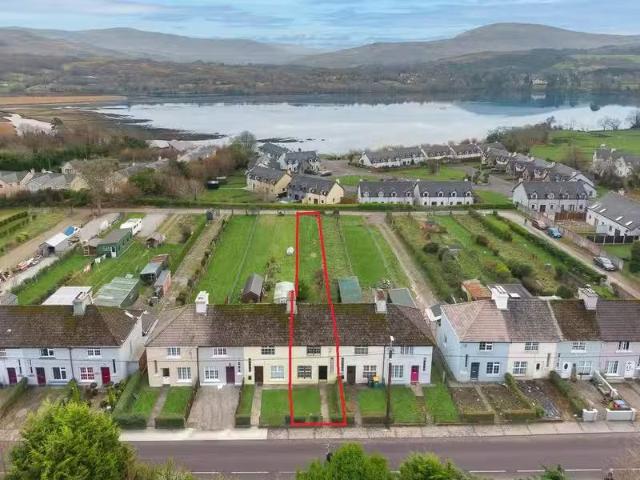 9 Killowen Cottages, Kenmare, Co. Kerry. V93Y2Y7 is for sale