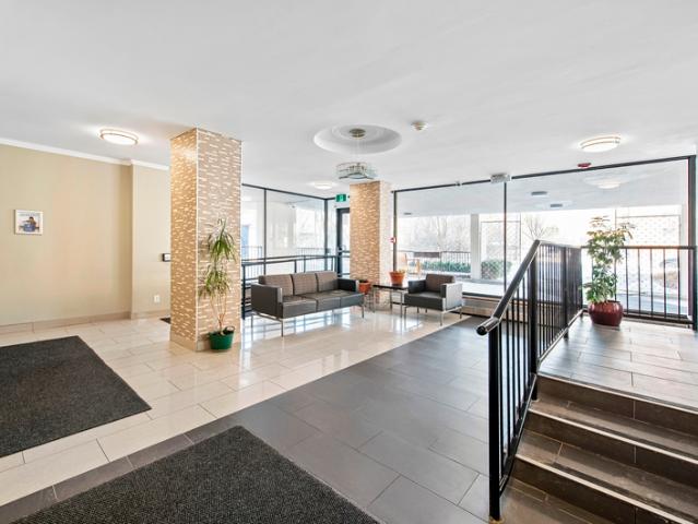 9 Kingsbridge Court 2 Bedroom Apartment for Rent at 9 Siteline 9 Kingsbridge LP, Toronto, ON M2R 1L6 Branson