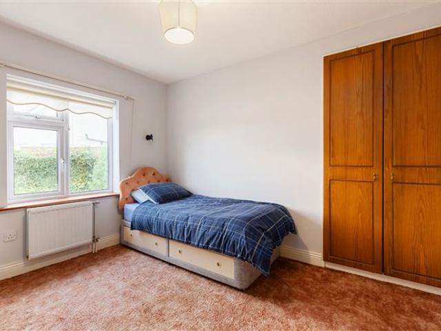 9 Kingston Crescent, Ballinteer, Dublin 16 Sherry FitzGerald Dundrum 4898 MyHome. Ie Residential