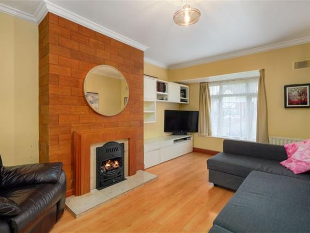 9 Luttrellstown Oaks, Castleknock, Dublin 15 Ray Cooke Auctioneers Finglas 4913 MyHome. Ie Residential