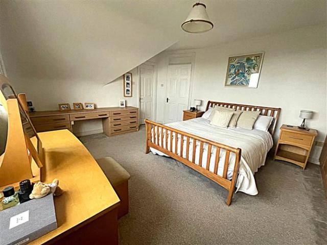 9 Landsborough Avenue, Moneygourney, Douglas, Cork City James G. Coughlan & Associates 4912 MyHome. Ie Residential