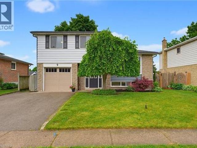 9 Larkspur Lane, Paris, ON, N3L 3P2 house for sale | Listing ID 40839 | Royal LePage
