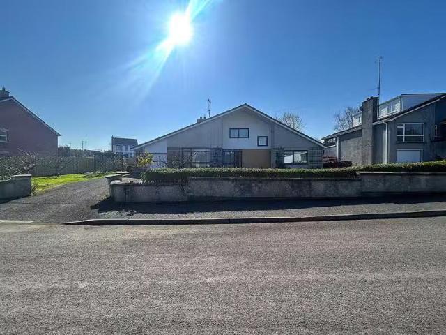 9 Lissadell Drive