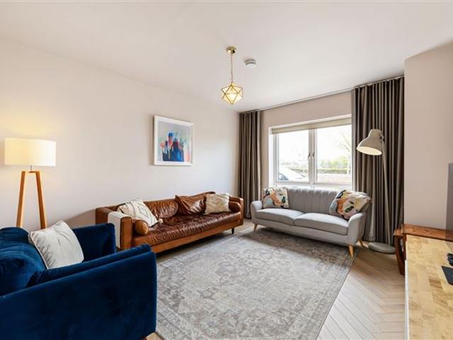 9 Parkside View, Balgriffin, Dublin 13 Sherry FitzGerald Sutton 4923 MyHome. Ie Residential