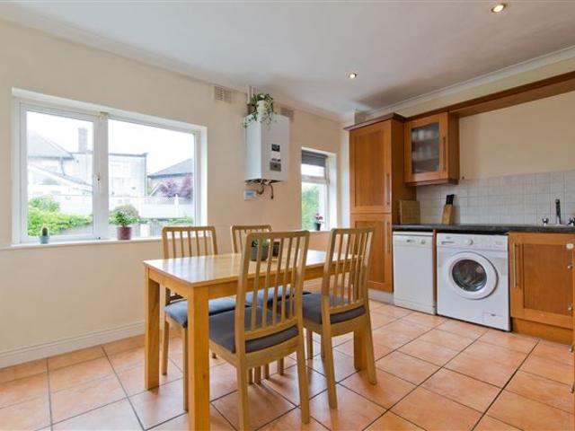 9 Parkside View, Off Nephin Road, Navan Road, Dublin 7 Sherry FitzGerald Phibsborough 4935 MyHome. Ie Residential