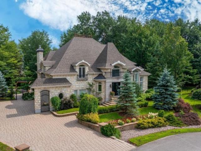 9 Place D'Harques, Lorraine, QC, J6Z 4W5 Luxury House for sale | Listing ID 18968 | Royal LePage Carriage Trade Luxury Properties
