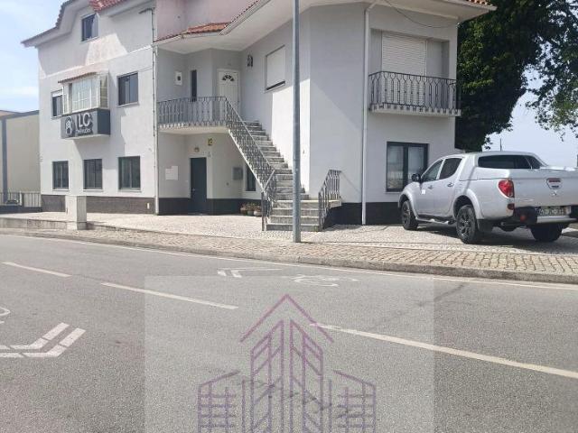 9 quarto, Coimbra Oliveira do Hospital 3400 LS101508400
