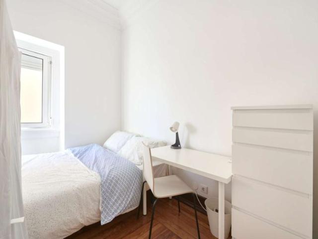 9 quarto, lisbon lisbon 1000 245 100217238