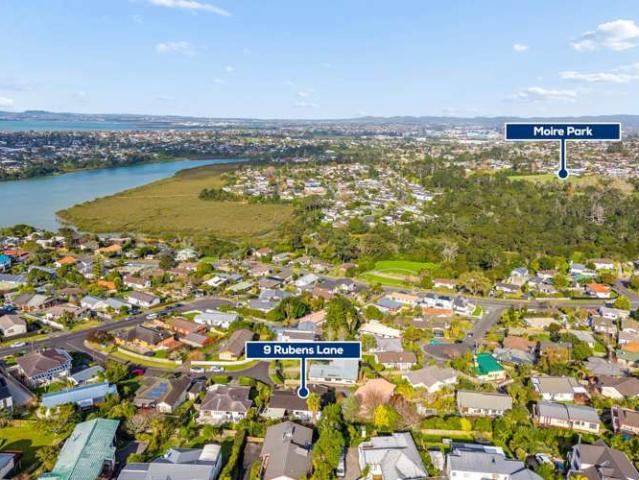 9 Rubens Lane, West Harbour, Waitakere City