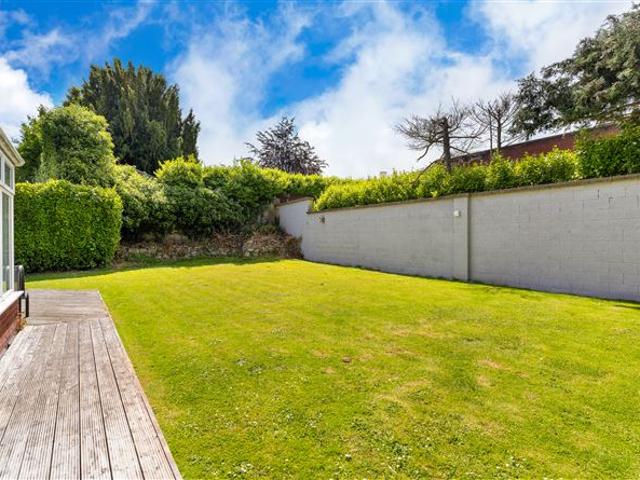 9 Richview Villas, Clonskeagh Road, Clonskeagh, Dublin 14 Lynam Auctioneers & Estate Agents 4606 MyHome. Ie Residential