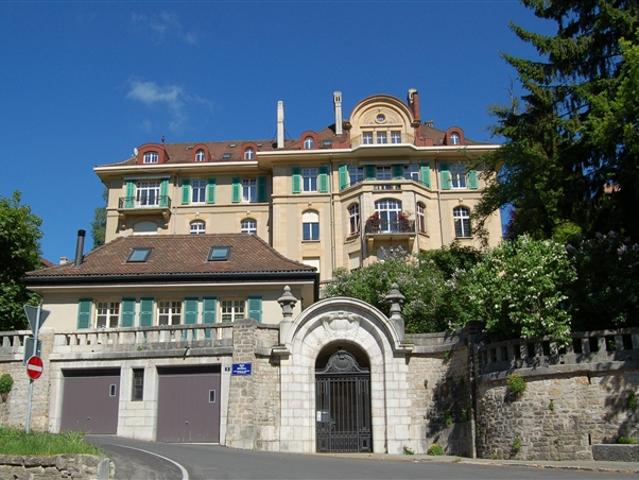9 Room apartment