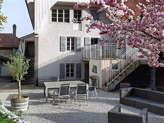 9 Room single house