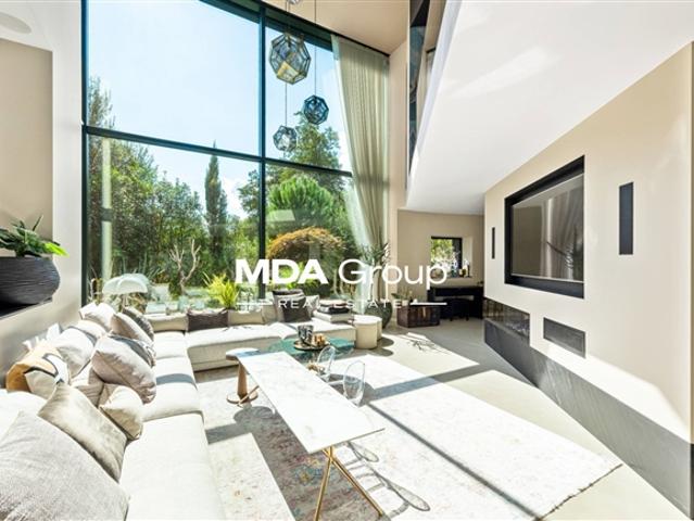 9 Room villa