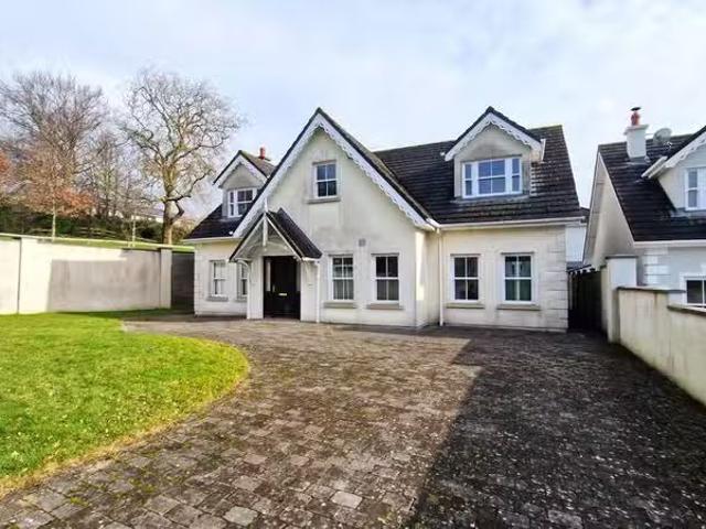 9 Sycamore Drive, Ard Na Sidhe, Clonmel, Co. Tipperary, E91V9K.