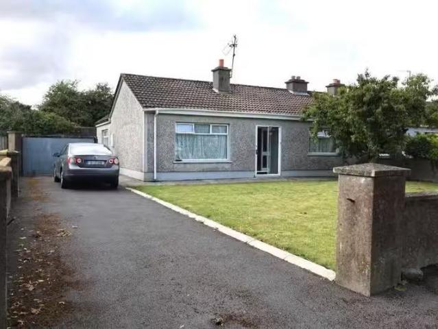 9 Sheehane, Roscrea, Co. Tipperary, E53X820 is for sale