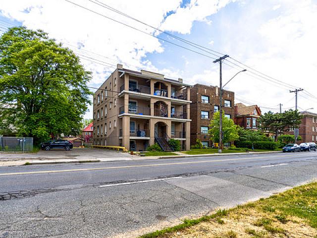 9 Sherman Avenue South #7, Hamilton