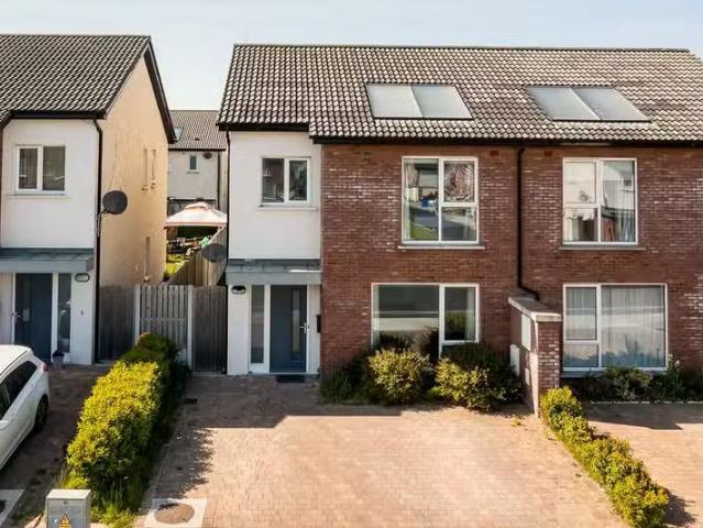 9 The Avenue, Whitefield Hall, Bettystown, Meath