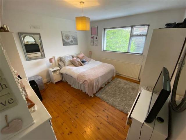 9 The Meadows, Passage West, Cork Barry Auctioneers & Valuers 4898 MyHome. Ie Residential