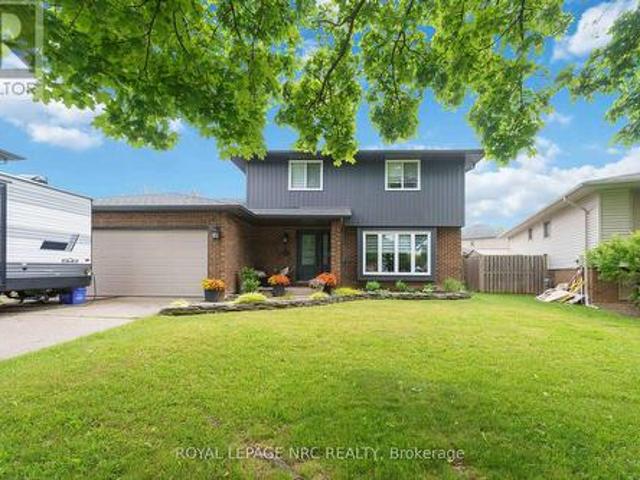 9 Woodgarden Court, St. Catharines Lakeshore, ON, L2M 7C9 house for sale | Listing ID X13443 | Royal LePage