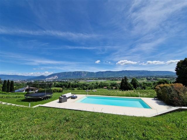 9 Zimmer Villa mit Panoramablick