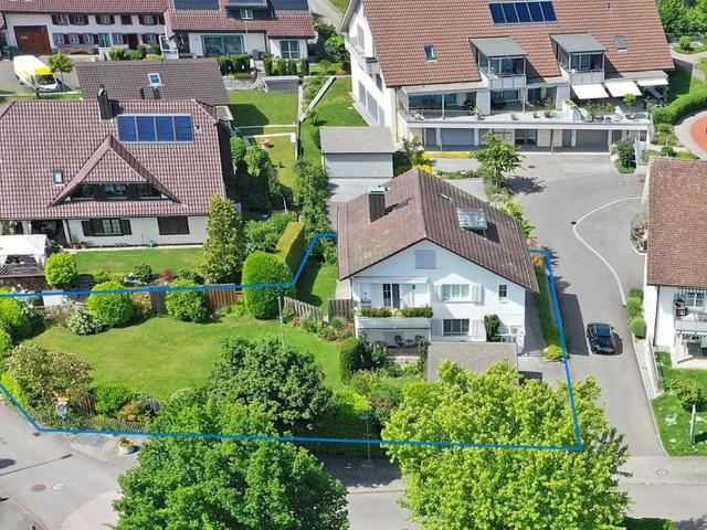 9 Zimmer Einfamilienhaus