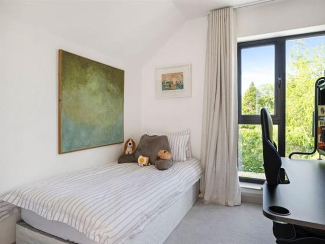9,000 / month | 2 Old Meadow, Grove Avenue, Blackrock, Co. Dublin, Co. Cork Lisney Sotheby's International Realty Ballsbridge 5001 MyHome. Ie Lettings