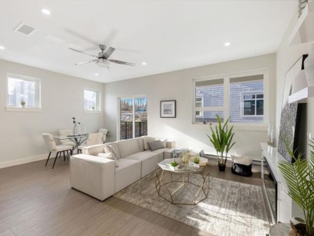 9 1439 A Avenue, Surrey, BC, V3X 1A4 townhouse for sale | Listing ID R3149 | Royal LePage