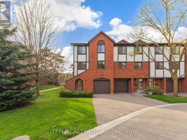 9 4165 Fieldgate Drive, Mississauga, ON, L4W 2M9 townhouse for sale | Listing ID W13603 | Royal LePage