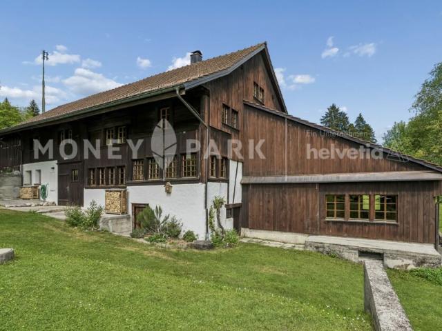 9.5 Zimmer Landhaus mit Scheunen, grosszügigem Garten und viel Potenzial