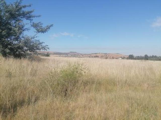 9,6 hectare vacant land on the marke.