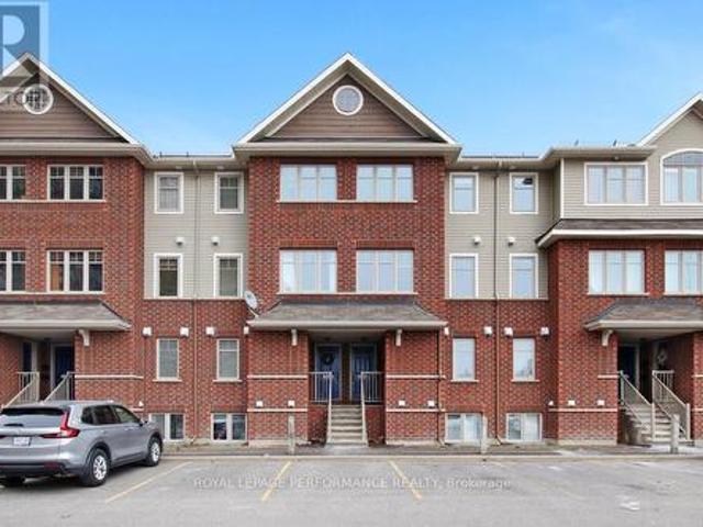 700 Reardon Private, Ottawa, ON, K1V 2K8 townhouse for lease | Listing ID X13241 | Royal LePage