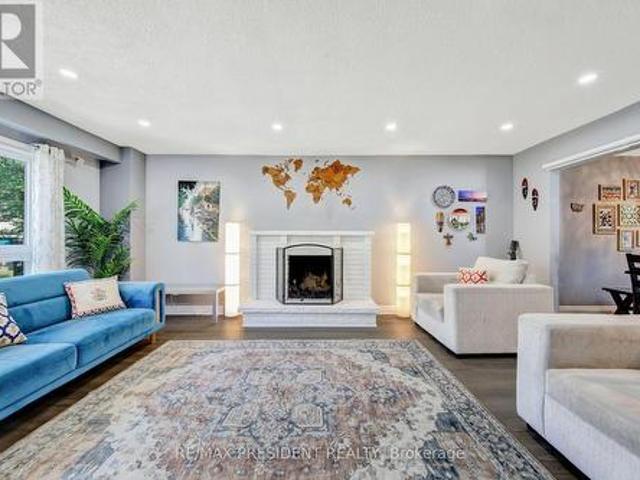 9 7080 Copenhagen Road, Mississauga, ON, L5N 2C9 townhouse for sale | Listing ID W13547 | Royal LePage