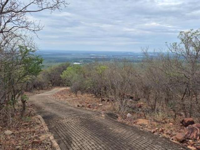 9 858 m² Land available in Hoedspruit